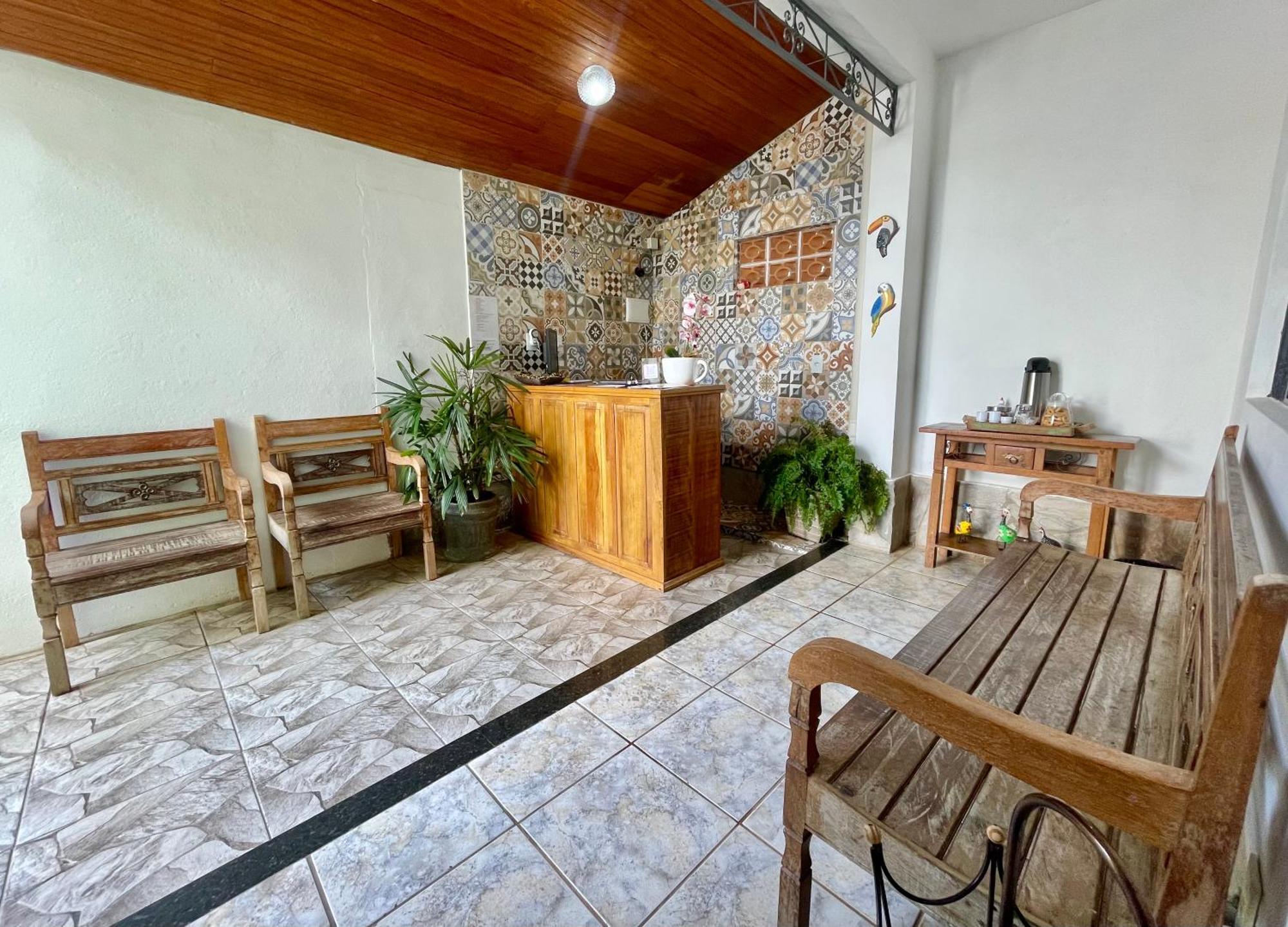 Pouso Flores -350m Maria Fumaca 4* Tiradentes